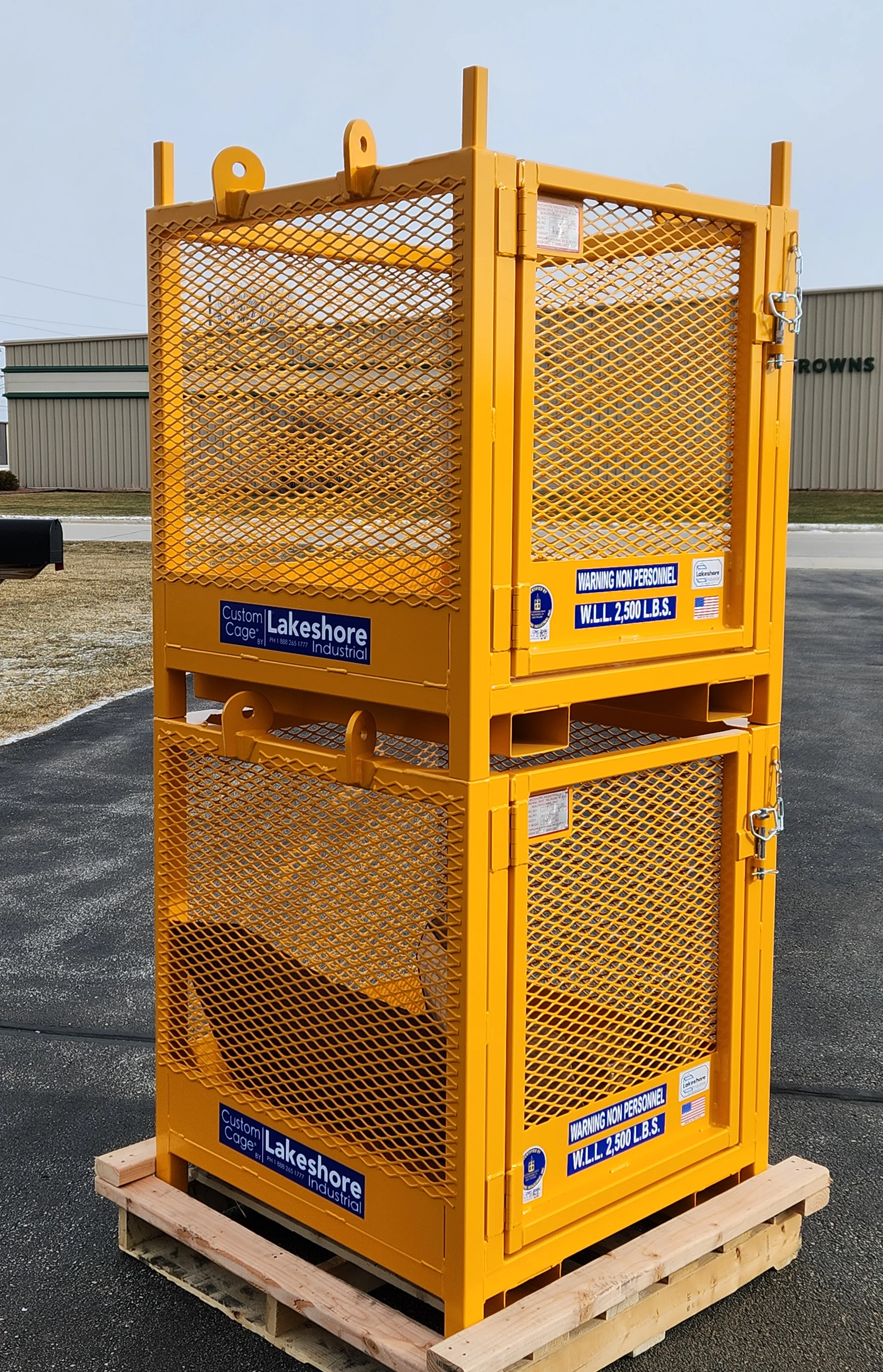 Small heavy duty stackable baskets for handling material